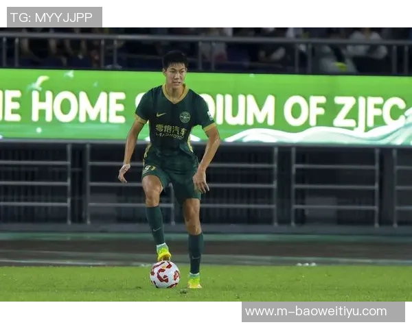 张瑷晖越位位置干扰防守打入生涯首球边裁果断判罚引发争议 张瑷晖越位位置干扰防守打入生涯首球边裁果断判罚引发争议