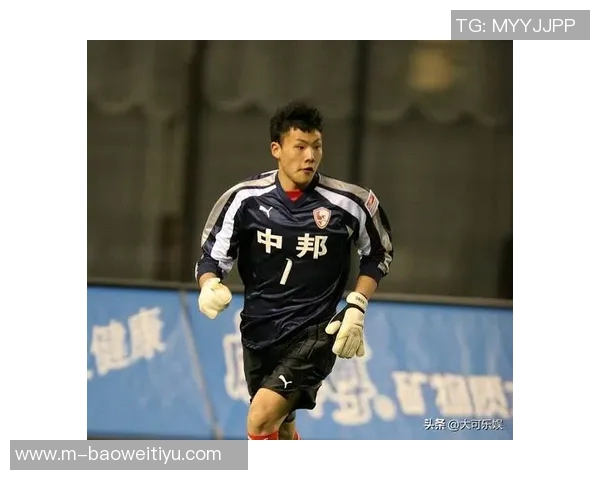 王大雷36岁庆祝里程碑荣获两件中国顶级联赛出场数纪念球衣