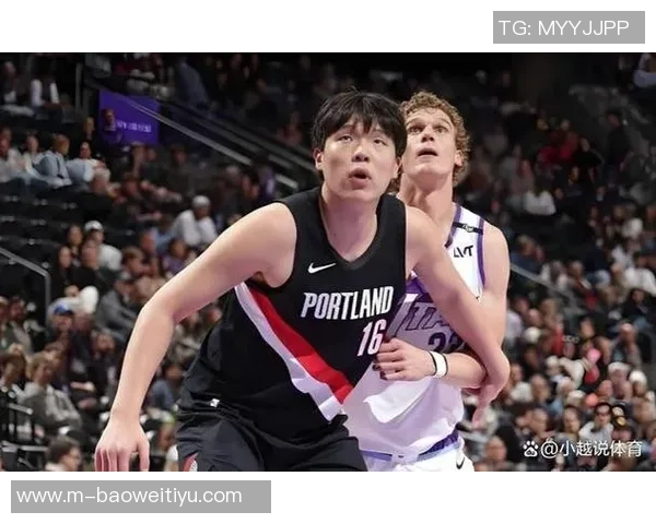 开拓者媒体人杨瀚森亲历亚当斯力量展现感受最强壮之人魅力