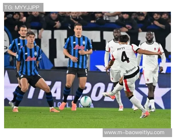 莱切主帅谈卡马达点球失误：高水平比赛中球门似乎变小了