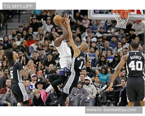 华子赞文班亚马封盖能力出众脚步灵活称其为独一无二的篮球天才